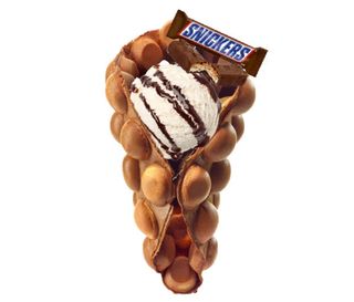 Bubble Waffle Snickers 3 Façades