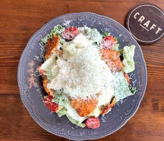 Салат "Цезарь" с курицей