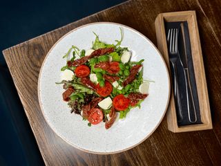 Салат Капрезе (160g)