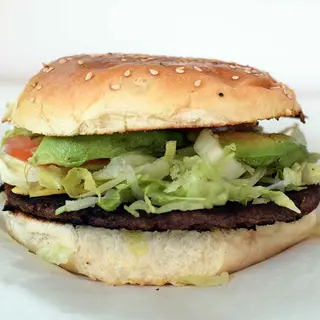 Hamburguesa Completa Con Bacon Y Huevo
