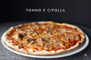 Pizza Tonno e cipolla