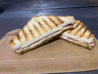 Сендвіч з бужениною (2шт)