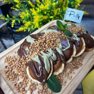 Дубайски мини палачинки 10бр - нутела, пистачио и фъстъчен крокант