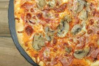 Pizza Napolitana (Mediana)