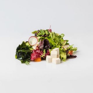 INSALATA CON TOFU E WAKAME