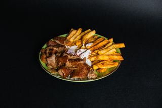 Carne si cartofi farfurie