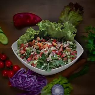 SALATA CIOBANULUI