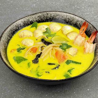 Суп Лакса з куркою (400г)