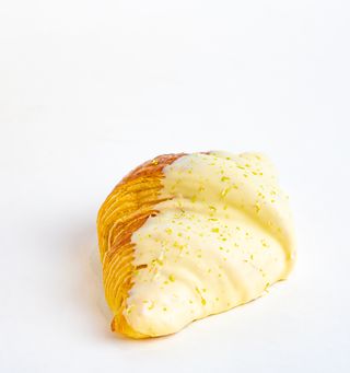 Croissant Crémeux Citron Glaçage Choco-Blanc