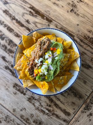 Nachos Con Cochinita