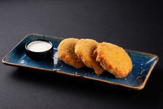 Фритирани морковени кюфтенца с моцарела