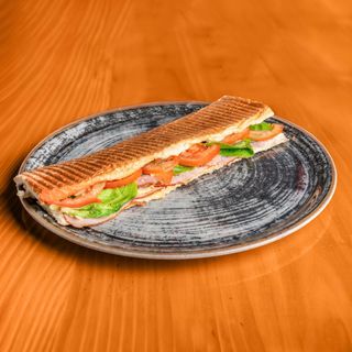 Sendvič lepinja suvi vrat, kačkavalj