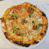 Quattro formaggi pizza