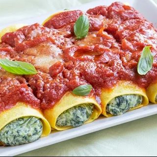 Cannelloni ricotta e spinaci 