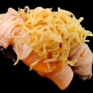 132 Nigiri sake flambe 2 pezzi