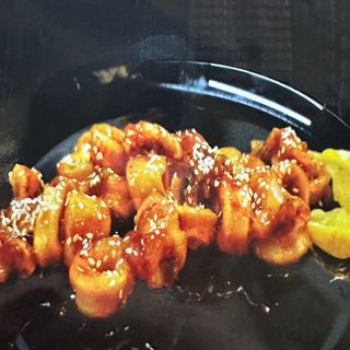 Калмари в сладко кисел сос (200г)