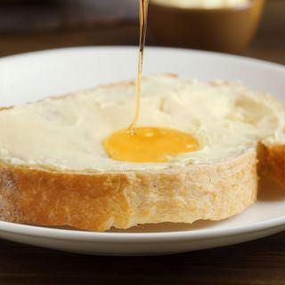 Tostada Con Tahine Y Miel De Ibiza