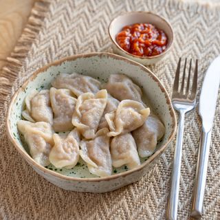 Вареники з рослинним м'ясом