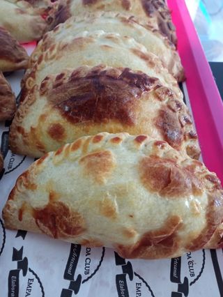 Empanada De Bacon Y Queso Empanadilla