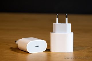 Apple 20w Usb - Კვების Ადაპტერი (თეთრი)