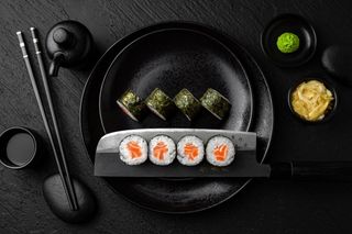Maki Somon Roll
