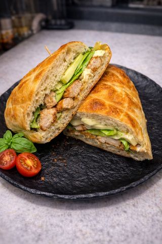 Balkan sendvič sa piletinom