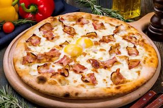 Pizza Carbonara