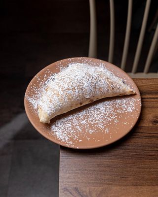 Calzoncino ricotta nutella