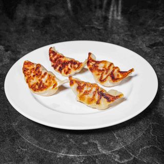 19. Gyoza alla griglia - 4 pezzi