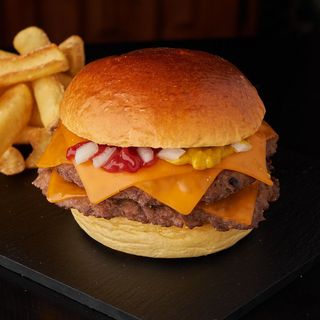 Hamburguesa "Pumper" Doble