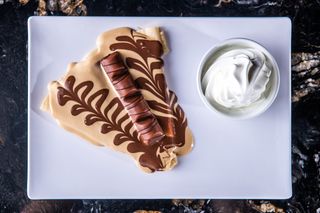 Kinder Bueno Crepe