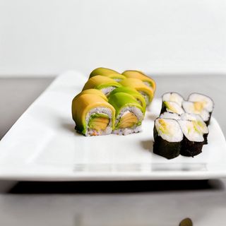 Bandeja Sendai (16 piezas)