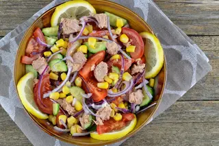 Salată de ton
