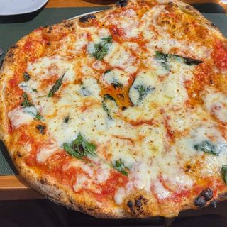 Pizza Margherita