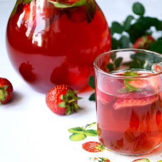  Лимонад Клубника-мандарин