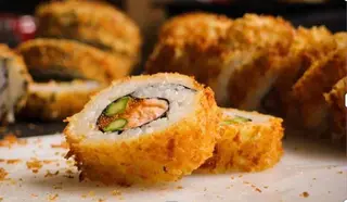 143 Futomaki Frito (8 Uds.)
