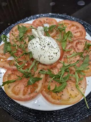 Ensalada De Queso Fresco Con Tomate