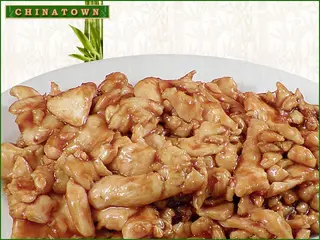 Задушено пилешко месо