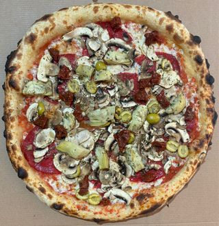 Pizza 4 Estaciones (33 cm.)