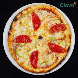 Пица с Бекон Фамилна (52см)