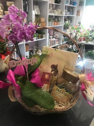 Kosz prezentowy (zdjęcie poglądowe)