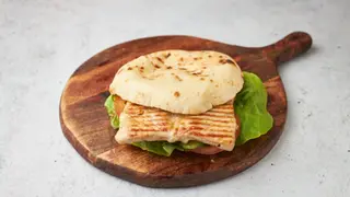 Bela vešalica 200g