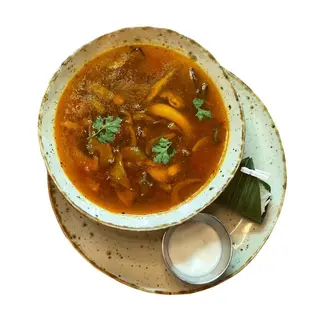Том Ям з кокосовими вершками та паровим рисом (400г)