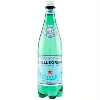 Agua con gas San Pellegrino 0.750 L