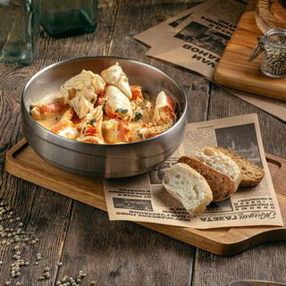 Камчатский краб в соусе Том-ям