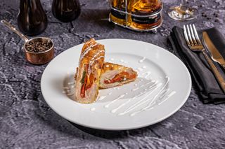 Rulou din pulpe de pui 300g