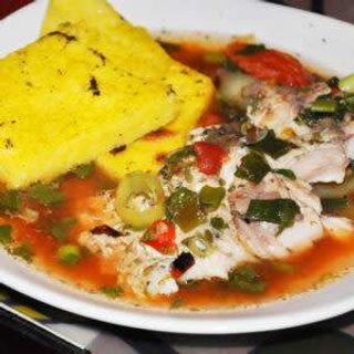 Saramură de crap cu mămăliguță