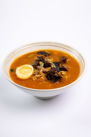 Рамен с говядиной (400г)