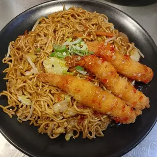 Yakisoba con langostinos 