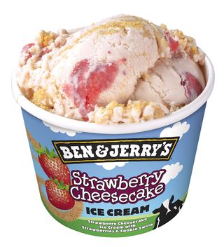 Helado Strawberry Cheesecake 